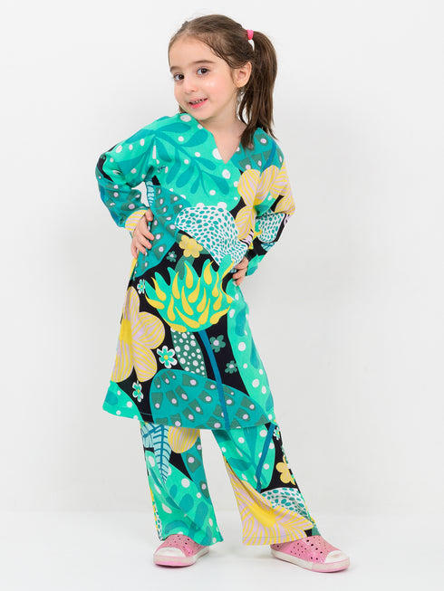 Whimsical Flora Imported Linen Set (Sunken Garden)